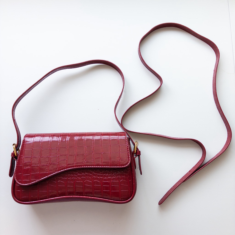 Structured Red Faux Croc Embossed Shoulder & Crossbody Bag / Purse NWT - Picture 1 of 6